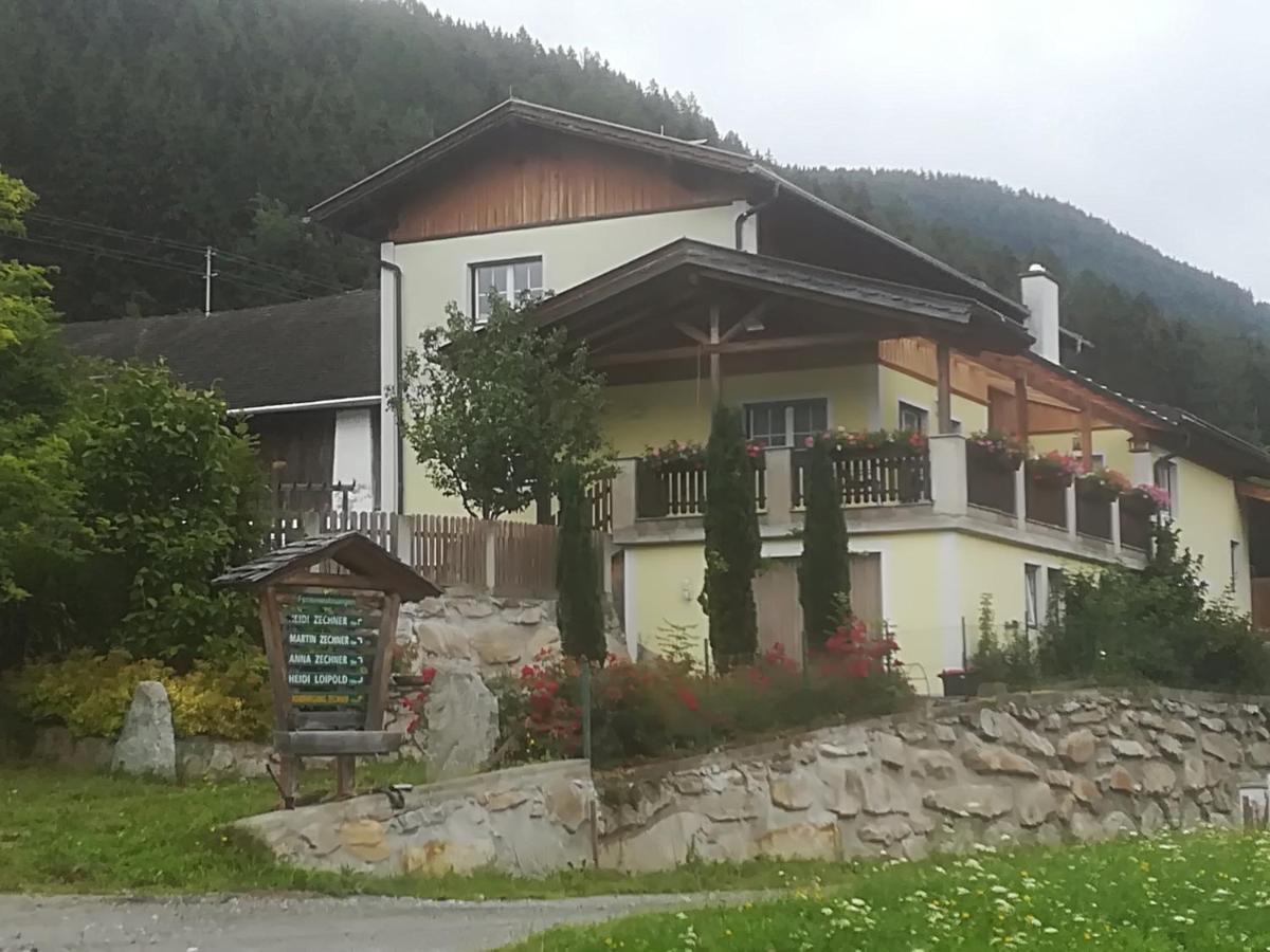 Ferienwohnung Am Bauernhof Zechner Heidi Flattach Esterno foto