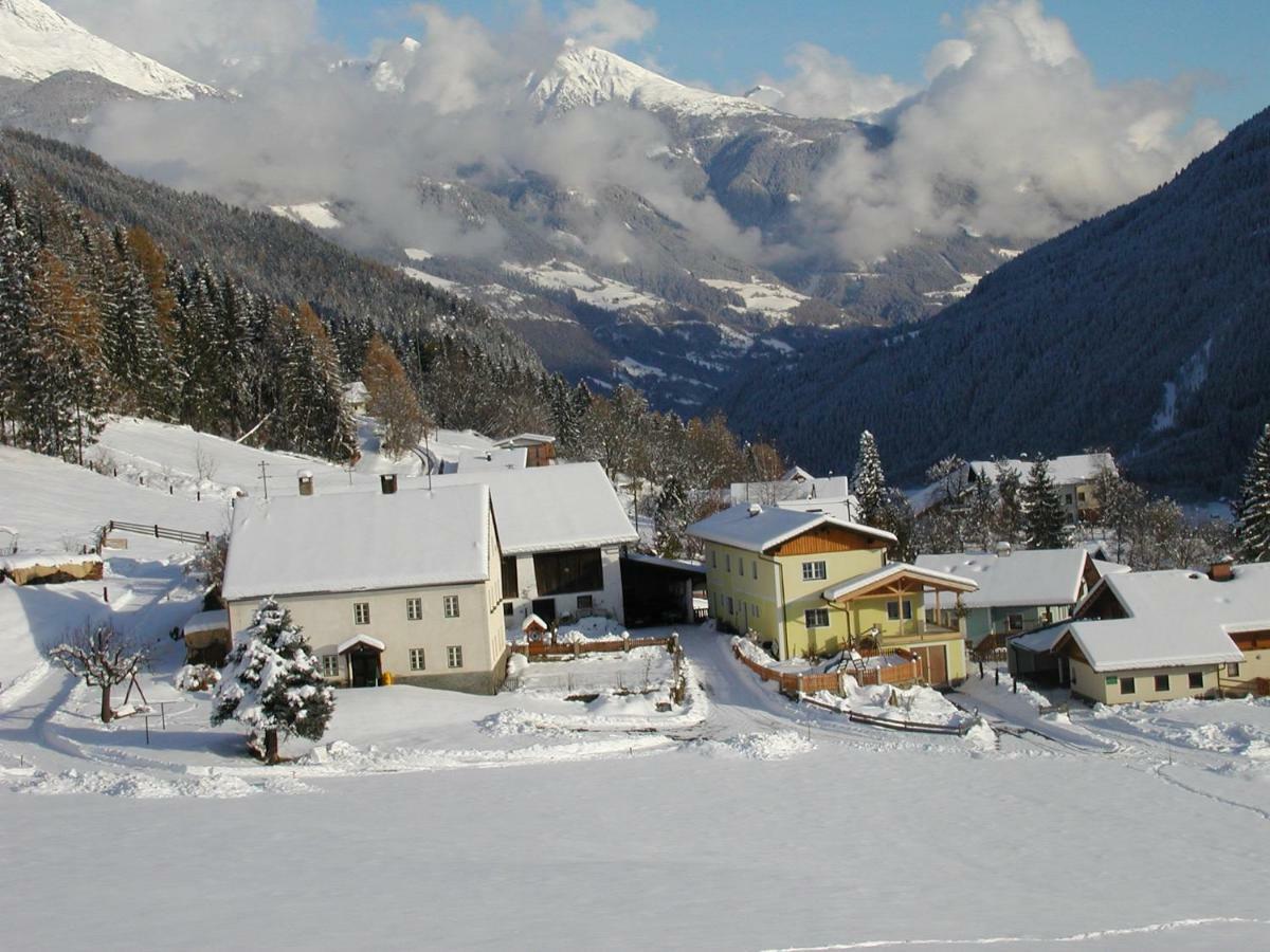 Ferienwohnung Am Bauernhof Zechner Heidi Flattach Esterno foto